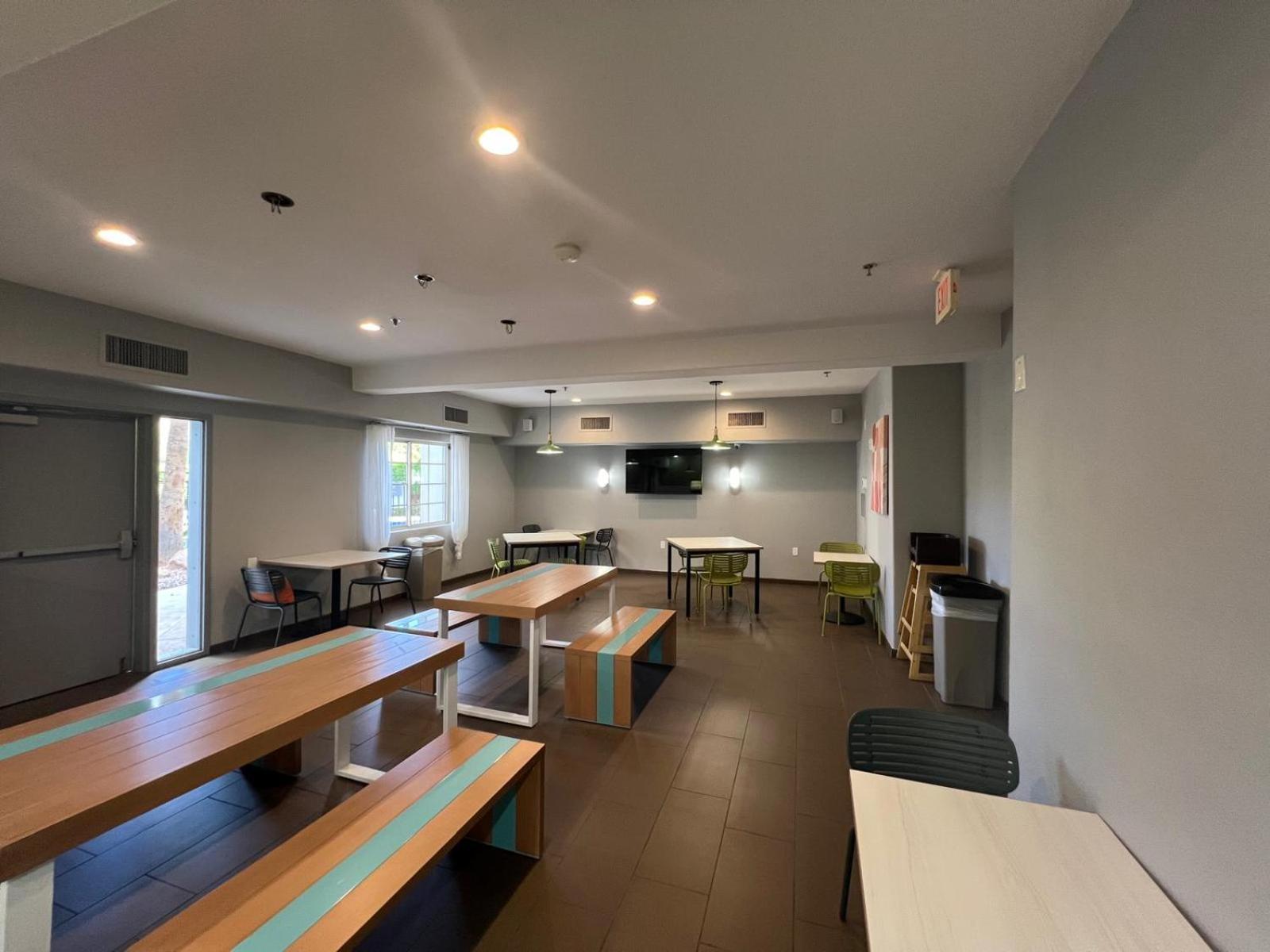 北格伦代尔-贝尔路凯富套房酒店 外观 照片